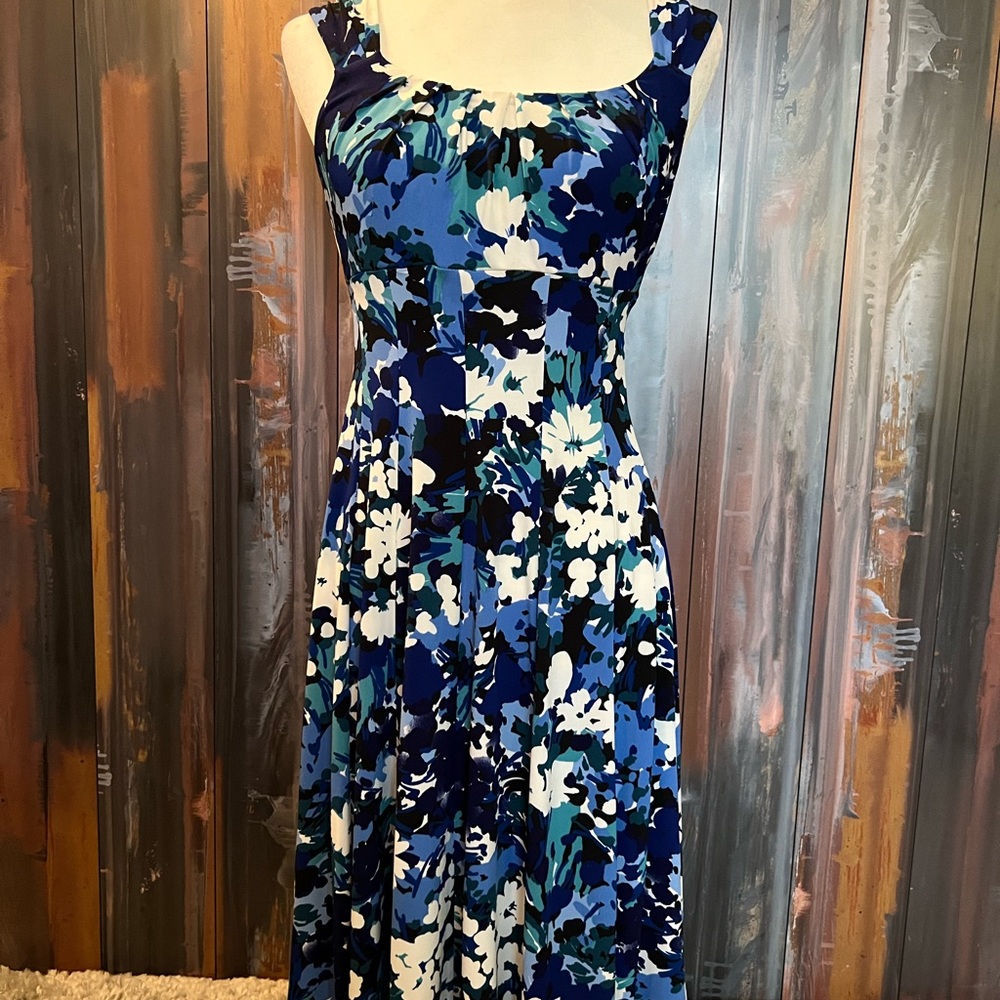Women’s London Style Dress